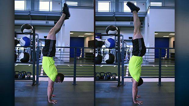 Arched vs Stacked Handstand
