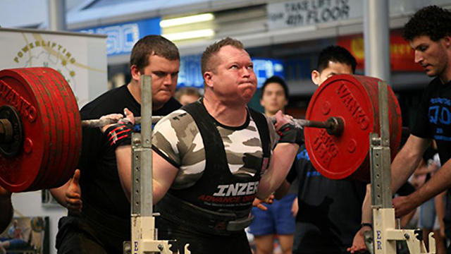 powerlifting competition